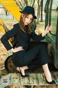 [Ligui丽柜] 2023.04.10 《野外柑丝》心心 [59+1P-79M]_2