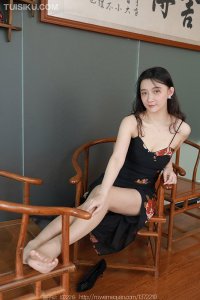 [IESS异思趣向] 2023.05.07 丝享家1400：《花裙女人》秋秋 [87P-107M]_9