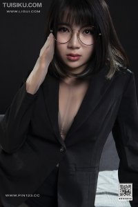 [Ligui丽柜] 2023.06.30 《颜丝紧缚》小七 [58+1P-77M]_4