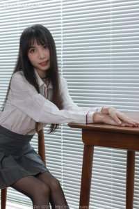 [IESS异思趣向] 2023.09.18 丝享家1515：《长腿百褶裙》团团 [82P-89M]_2