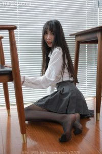 [IESS异思趣向] 2023.09.18 丝享家1515：《长腿百褶裙》团团 [82P-89M]_9
