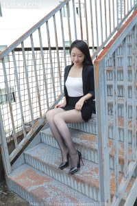 [IESS异思趣向] 2023.09.28 丝享家1524：《黑白灰渐变》小婕 [84P-113M]_4