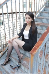 [IESS异思趣向] 2023.09.28 丝享家1524：《黑白灰渐变》小婕 [84P-113M]_8