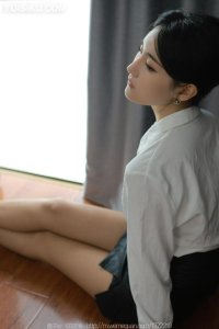 [IESS异思趣向] 2023.10.01 丝享家1526：《不开灯的房间》小宝 [77P-74M]_8