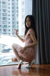 [IESS异思趣向] 2023.10.08 丝享家1532：《窗前的光》美子 [80P-81M]_4