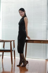 [IESS异思趣向] 2023.11.05 丝享家1556：《黑色秘密》婉萍 [85P-79M]_2