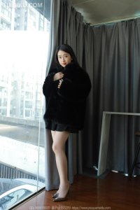 [IESS异思趣向] 2023.12.05 丝享家1582：《黑色大衣》小婕 [87P-72M]_8