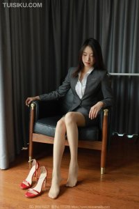 [IESS异思趣向] 2024.01.07 丝享家1610：《OL制服（上）》小九 [77P-76M]_1