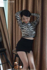 [IESS异思趣向] 2024.01.19 丝享家1621：《风情包臀裙》小婕 [81P-71M]_7