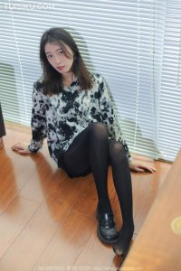 [IESS异思趣向] 2024.02.04 丝享家1634：《黑色厚袜》小九 [79P-63M]_6