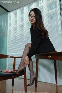[IESS异思趣向] 2024.03.01 丝享家1657：《眼镜OL(下)》小婕 [77P-61M]_7