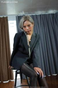 [IESS异思趣向] 2024.08.11 丝享家1796：《油亮黑丝》娇娇 [89P-199M]_3
