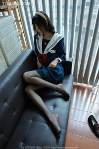 [IESS异思趣向] 2024.08.27 丝享家1810：《黑丝JK》团团 [89P-81M]_8