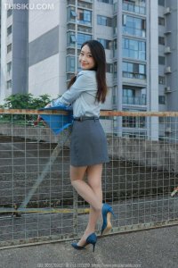 [IESS异思趣向] 2024.10.29 丝享家1864：《蓝衣OL-上》小婕 [90P-126M]_1