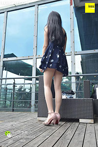 [IESS异思趣向] 2017.07.14 丝享家022：《嘿！在星巴克晒太阳的姑娘》欣欣 [99P-76.5M]_5