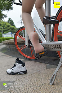 [IESS异思趣向] 2017.07.27 丝享家030：《一场有味道的骑行》欣欣 [99P-64.2M]_3
