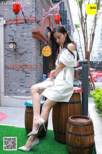 [IESS异思趣向] 2018.07.04 丝享家267：《足模姐姐玩灰丝》名利姐 [90P-47M]_6