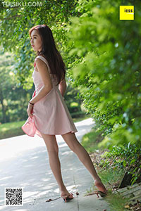 [IESS异思趣向] 2018.09.13 丝享家315：《小羽公园阳光浴》小羽 [83P-62.1M]_7