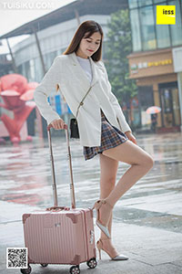 [IESS异思趣向] 2019.03.17 丝享家443：《九妹雨中漫步》九妹 [90P-30M]_1