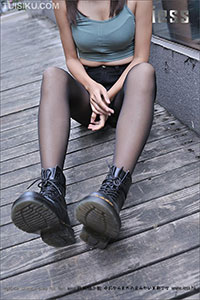 [IESS异思趣向] 2017.01.25 丝足便当064：《黑丝马丁靴》SASA [99P-156M]_4