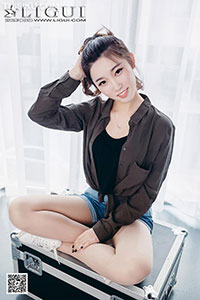 [Ligui丽柜] 2017.03.26 网络丽人 Model 筱筱 [13P-8.5M]_1