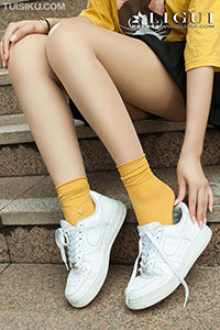 [Ligui丽柜] 2018.10.24 网络丽人 Model 筱筱 [57+1P-39M]_3