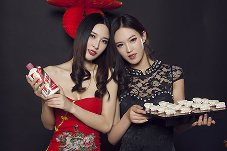 [Ligui丽柜] 2018.02.13 HD精品视频 《新春纳福饺子酒》雪糕 [1V-78M]