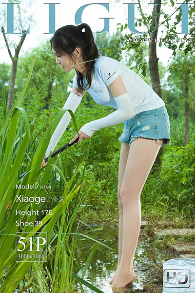 [Ligui丽柜] 2018.10.02 网络丽人 Model 小戈 [51+1P-32M]